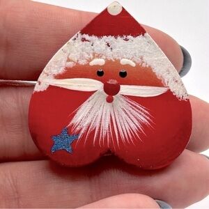 Small Vintage Hand Painted Whimsical Santa Face Beard Brooch Heart Shaped